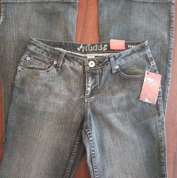 Mudd Denim - NWT Mudd Jeans size 9 Flare leg